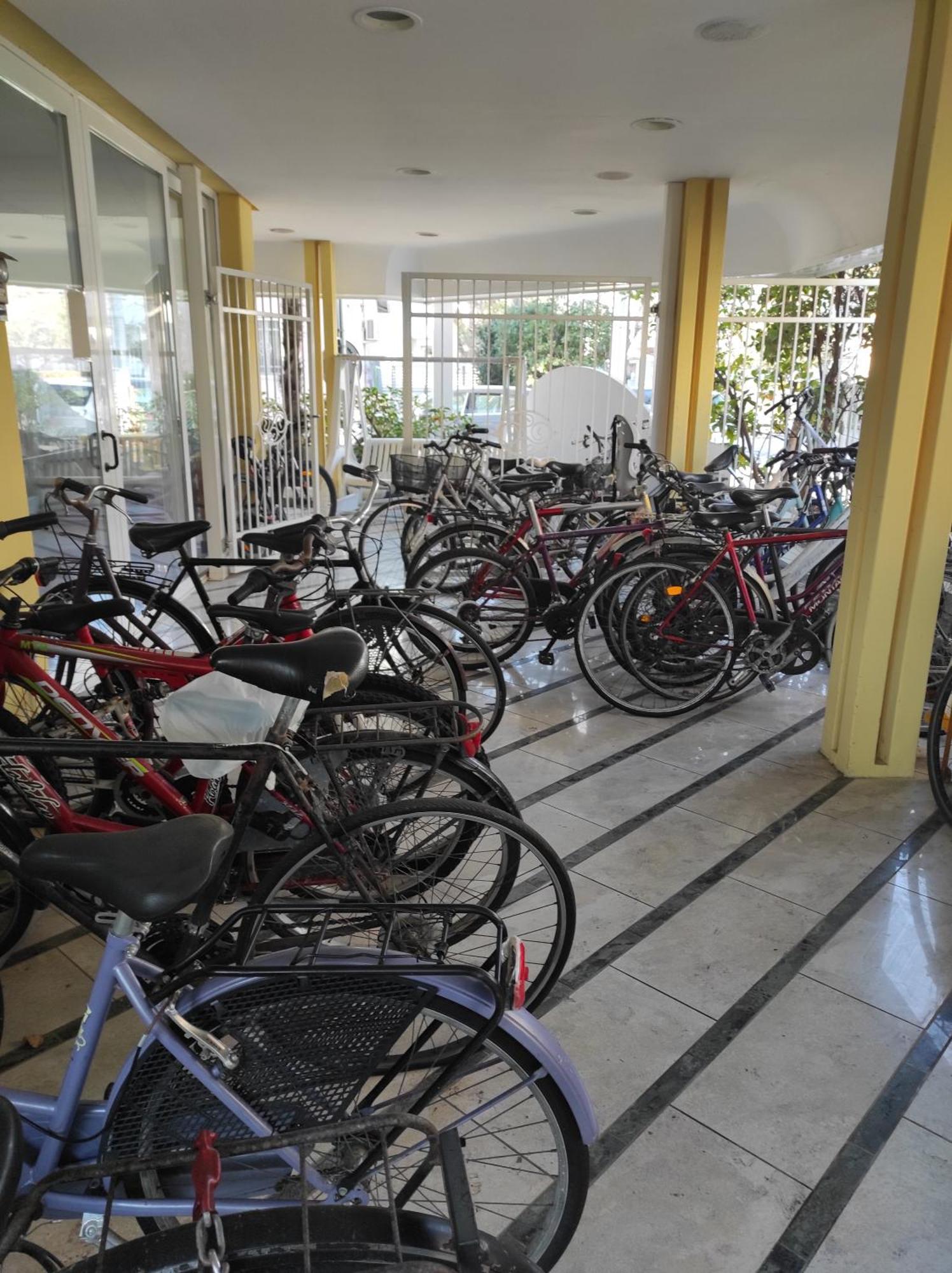 Hotel Ginevra Riccione Dış mekan fotoğraf