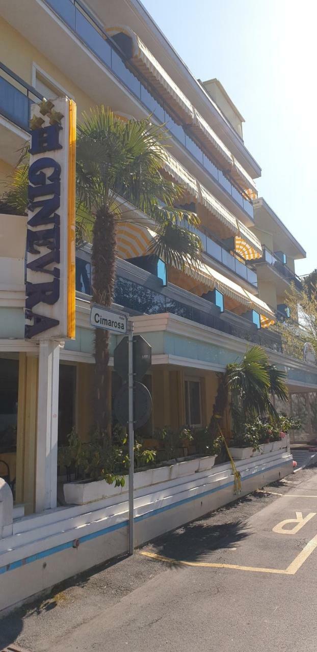 Hotel Ginevra Riccione Dış mekan fotoğraf